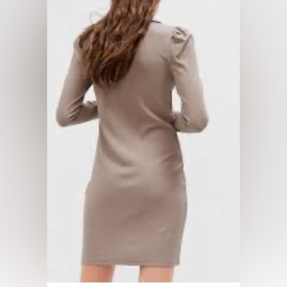 GAP Ribbed Polo Dress - Picture 3 of 6